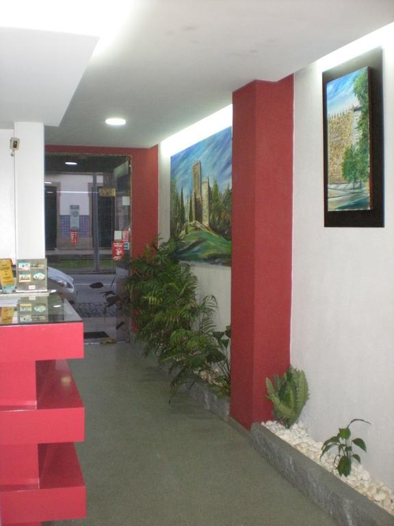 Hotel Dom Joao IV กิมาไรส์ ภายนอก รูปภาพ